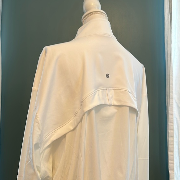 NEW w/tags - lululemon Define Relaxed-fit Jacket *Luon *FLASH SALE* - Picture 2 of 10